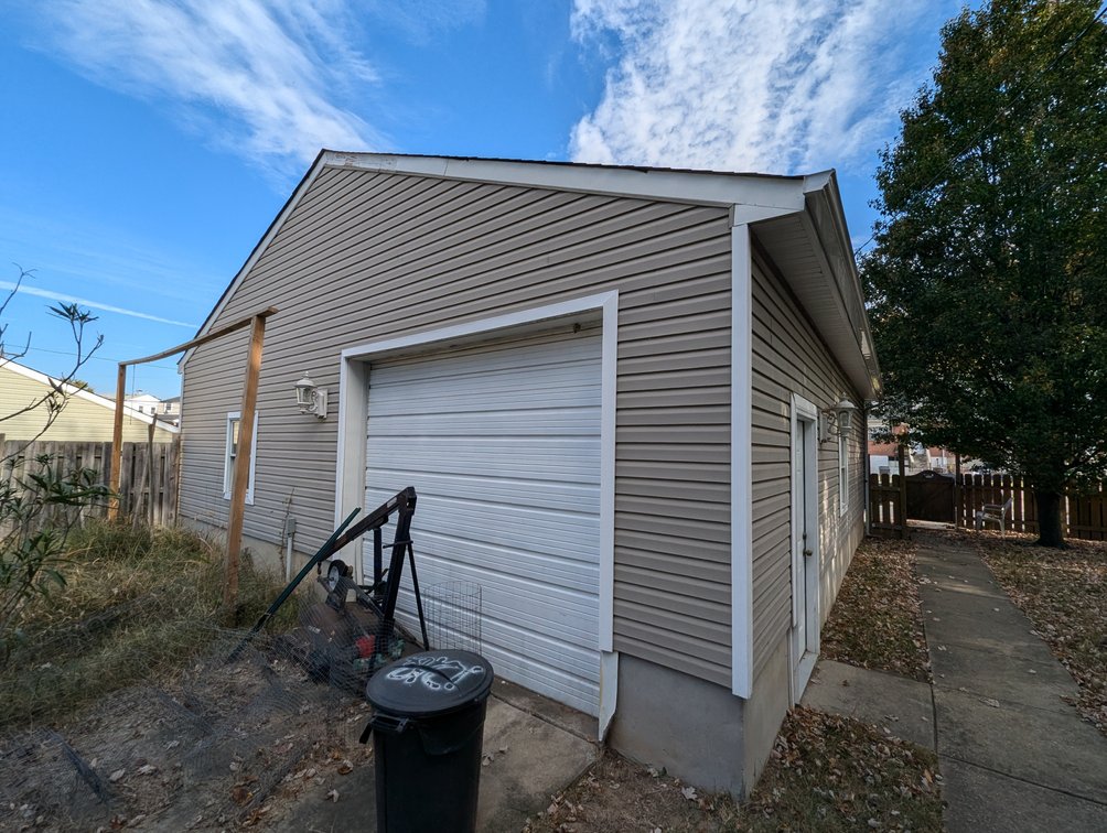 Image for 5 BR, 4 BATH WATERFRONT HOME W/ DET. 2-CAR GARAGE/ 65' +/- WATERFRONT ON LYNCH COVE W/ PIER