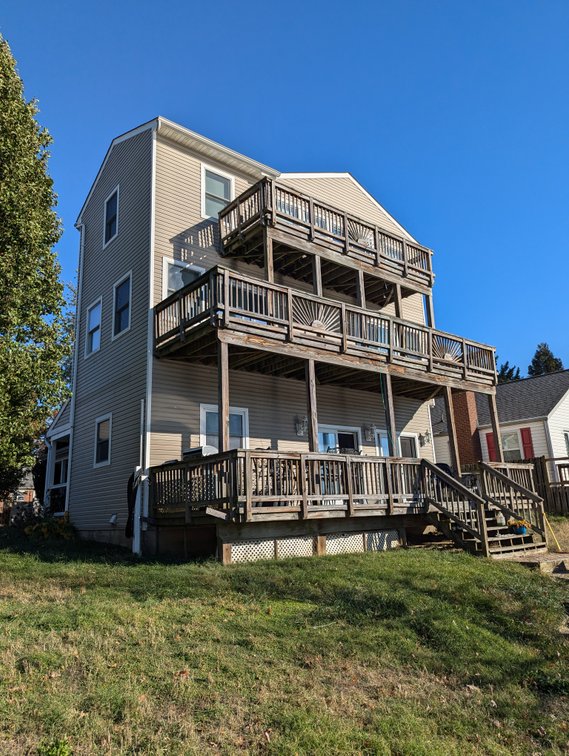 Image for 5 BR, 4 BATH WATERFRONT HOME W/ DET. 2-CAR GARAGE/ 65' +/- WATERFRONT ON LYNCH COVE W/ PIER