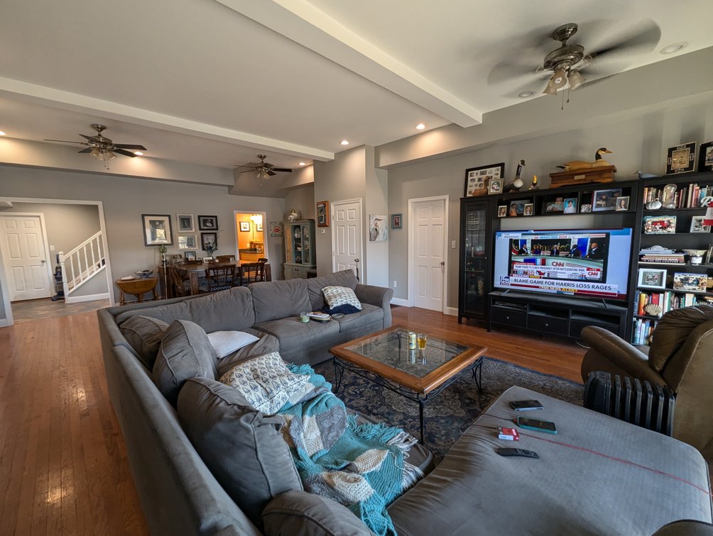 Image for 5 BR, 4 BATH WATERFRONT HOME W/ DET. 2-CAR GARAGE/ 65' +/- WATERFRONT ON LYNCH COVE W/ PIER