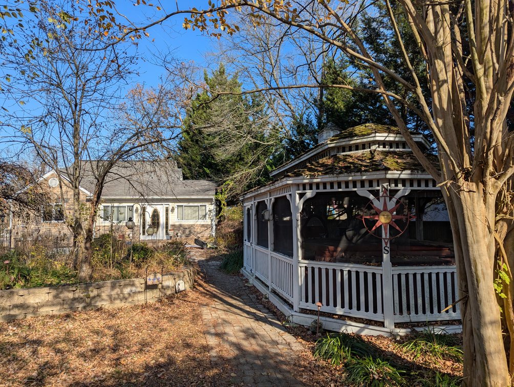 Image for 2 BEDROOM, 2 BATH WATERFRONT HOME/ 125 +/- WATERFRONT ON STONEY CREEK W/ 96' +/- PIER/ 2 PARCELS SOLD IN THE ENTIRETY