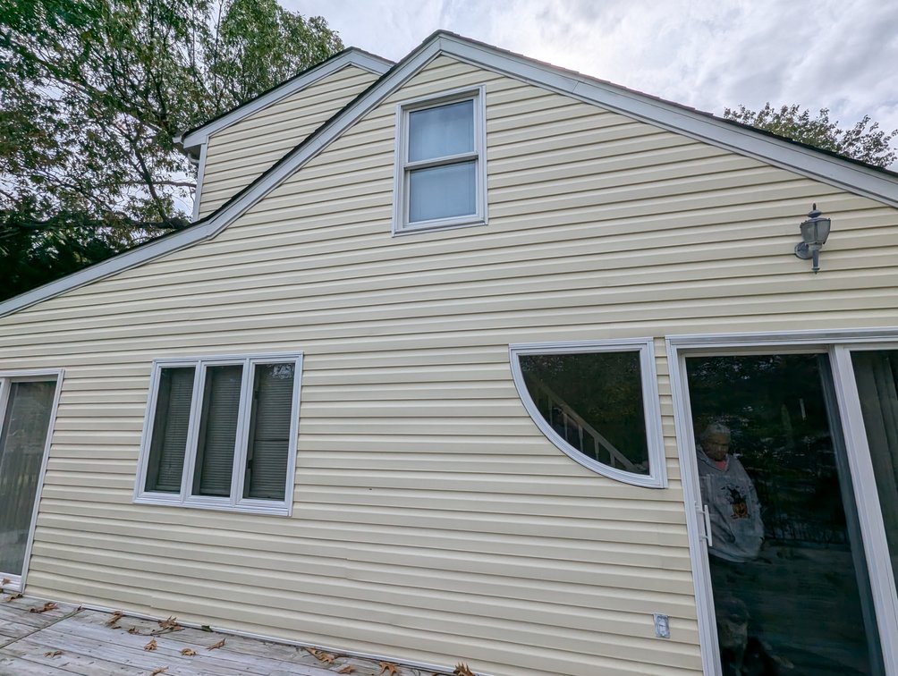 Image for 2 BEDROOM, 2 BATH WATERFRONT HOME/ 125 +/- WATERFRONT ON STONEY CREEK W/ 96' +/- PIER/ 2 PARCELS SOLD IN THE ENTIRETY