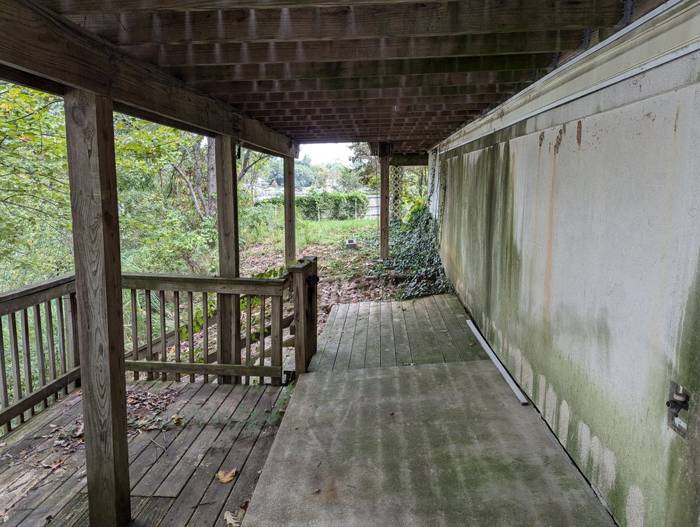 Image for 2 BEDROOM, 2 BATH WATERFRONT HOME/ 125 +/- WATERFRONT ON STONEY CREEK W/ 96' +/- PIER/ 2 PARCELS SOLD IN THE ENTIRETY