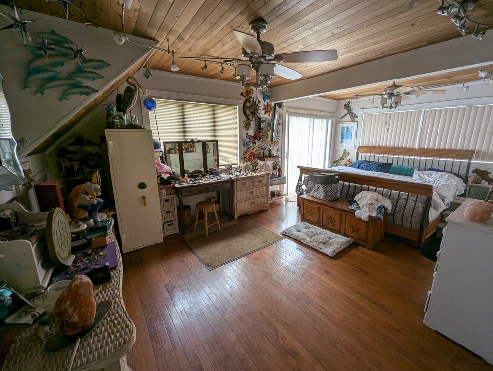 Image for 2 BEDROOM, 2 BATH WATERFRONT HOME/ 125 +/- WATERFRONT ON STONEY CREEK W/ 96' +/- PIER/ 2 PARCELS SOLD IN THE ENTIRETY