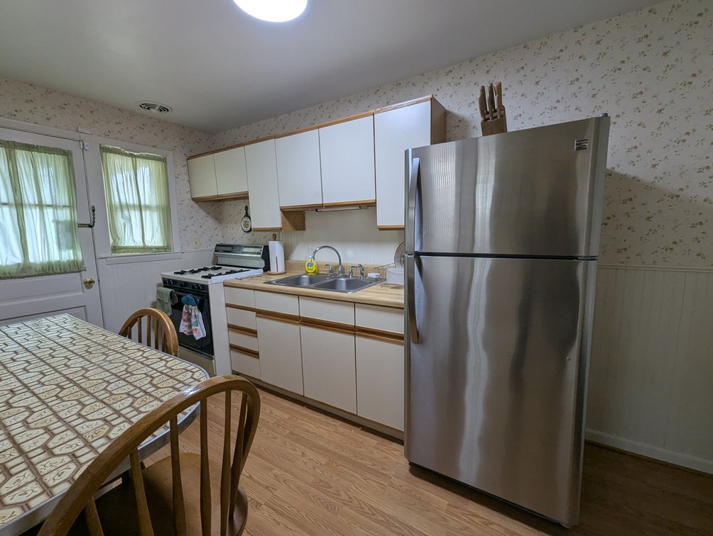 Image for CLEAN 3BR BRICK SEMI-DETACHED HOME