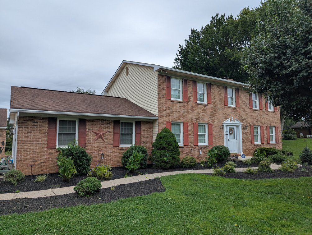 Image for 4 BR, 2.5 BATH HOME W/ ATT. 2-CAR GARAGE/ DET. 3-BAY GARAGE W/ ELECTRIC & HVAC, 20' X 12' SHED/ 1.10 +/- AC LOT/ 91' CHEVY CORVETTE, TOOLS, FURNITURE, GLASSWARE, & MORE!
