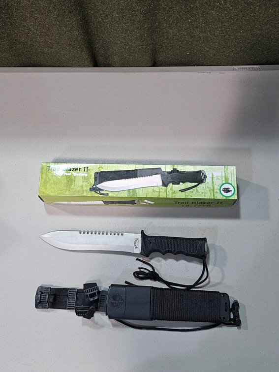 Knife