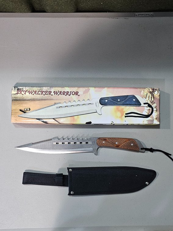 Knife