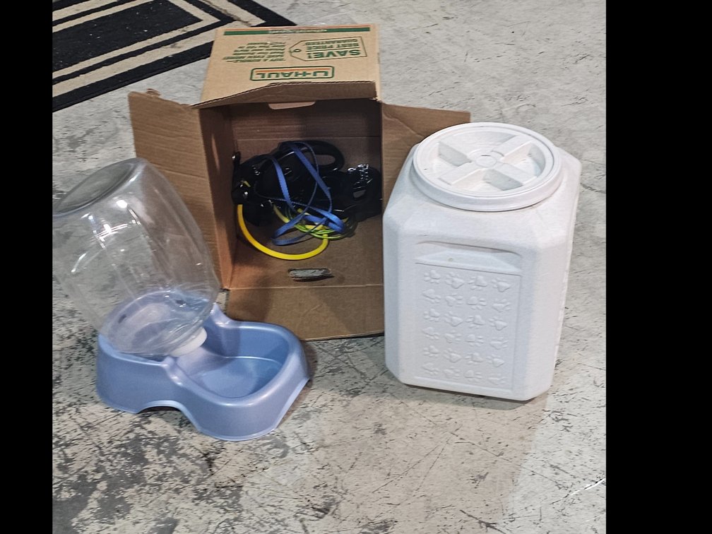 Pet Supplies