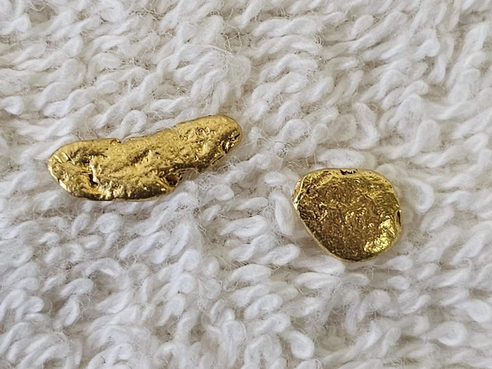 Image for October Gold and More Consignments