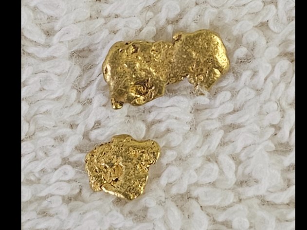 Image for October Gold and More Consignments