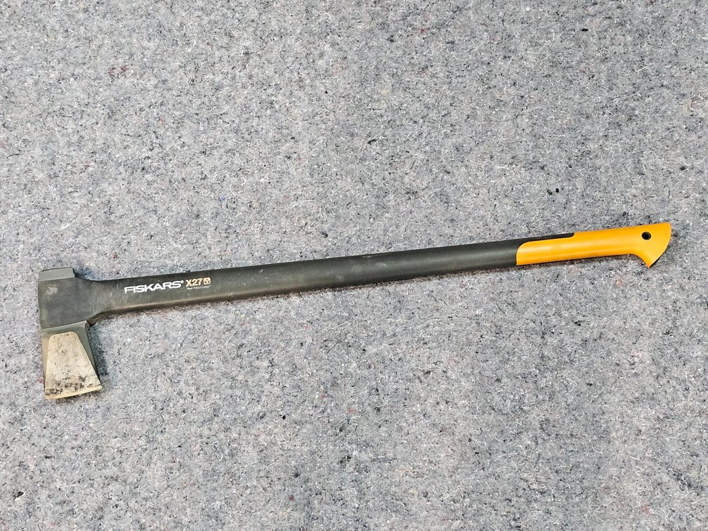 Axe