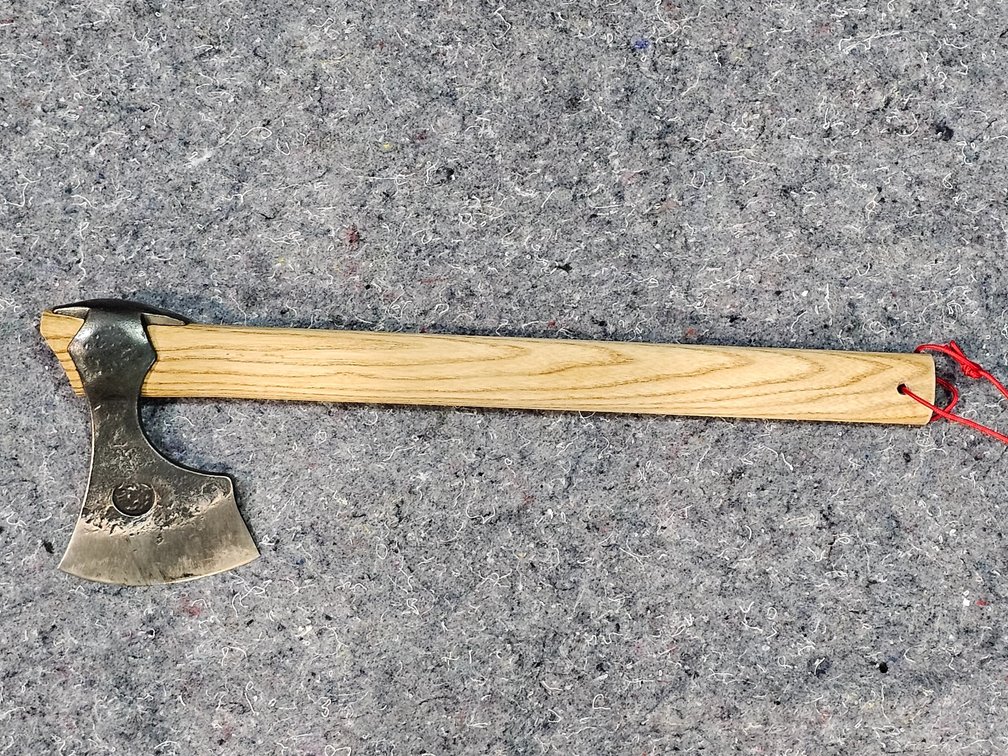Axe