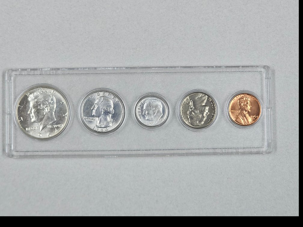 Image for April General Consignments