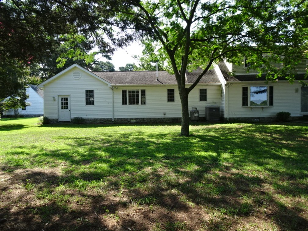 Image for Sep 14, 2024 Estate Auction -Waterfront Real Estate Public Auction