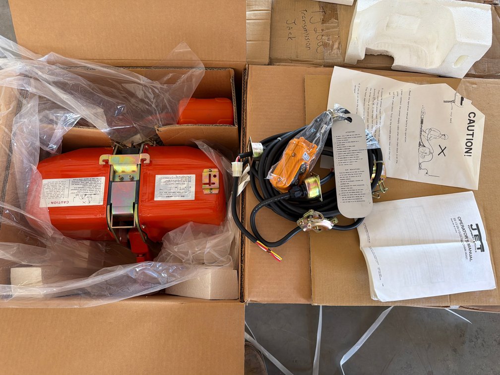 Jet SS-1/3 DS-3 2ton electric chain hoist - New