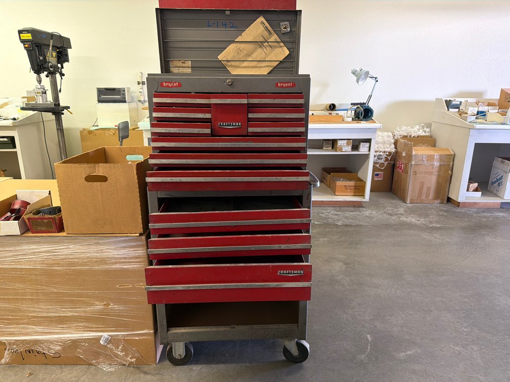Craftsman top and bottom roll around tool box