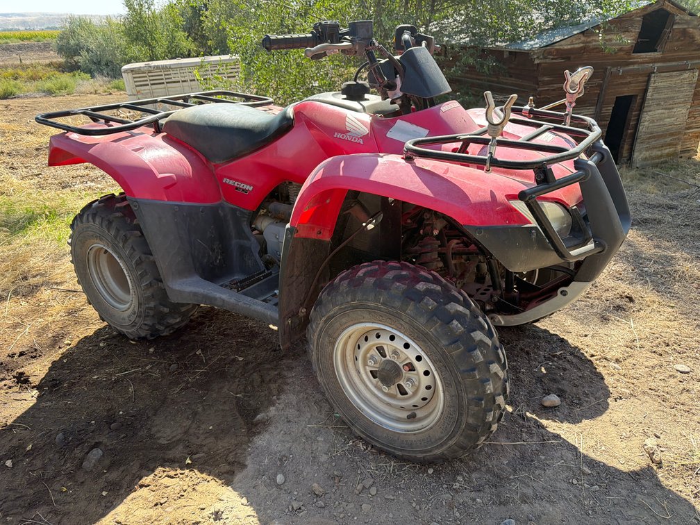 2007 Honda Recon 4 whlr. 1HFTE214074710925