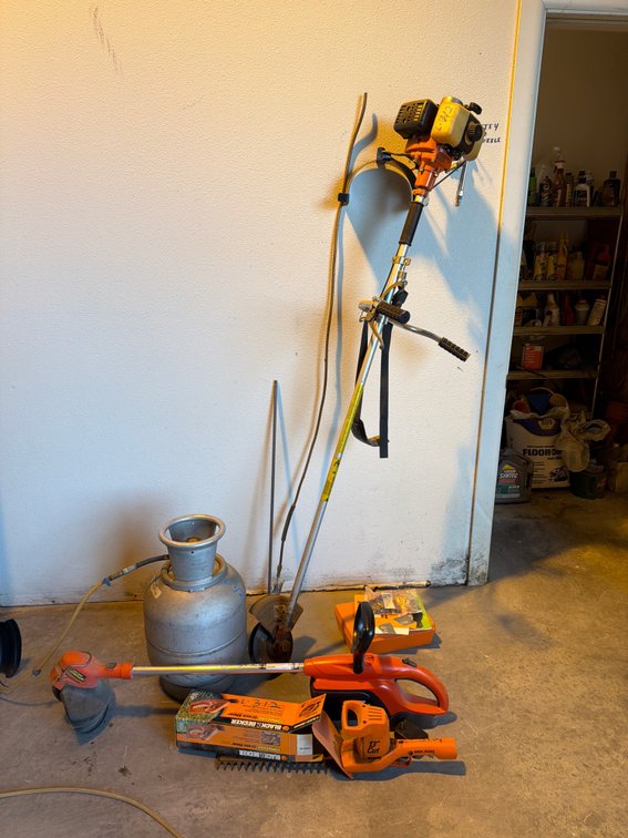 Stihl weed eater, B and D lawn garden, air tank