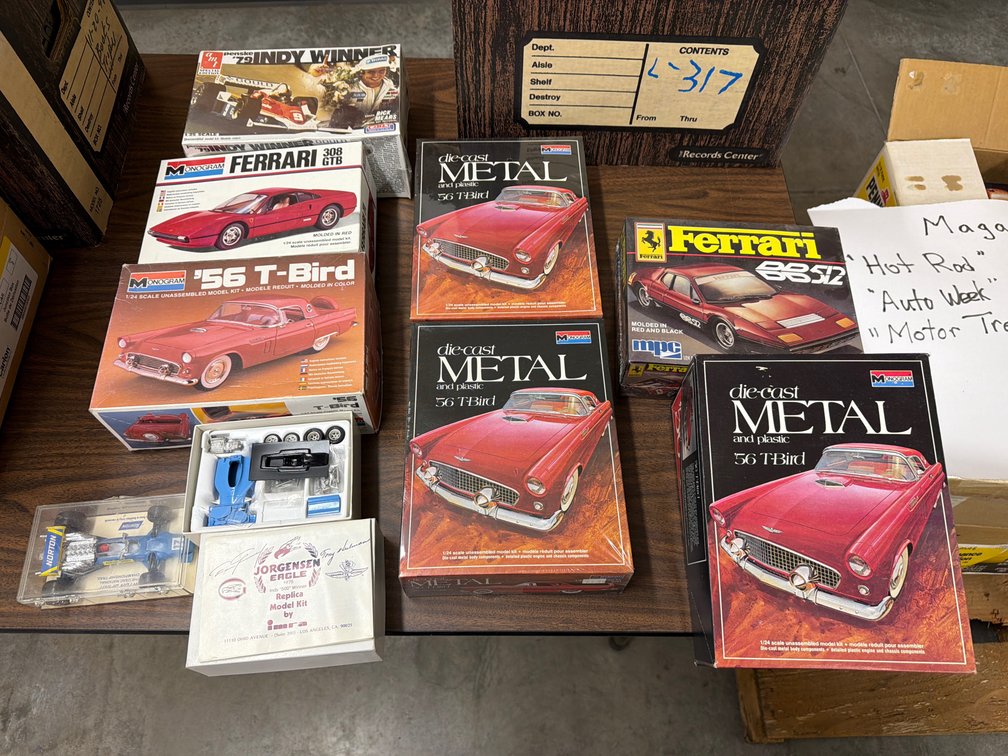 Model cars sets