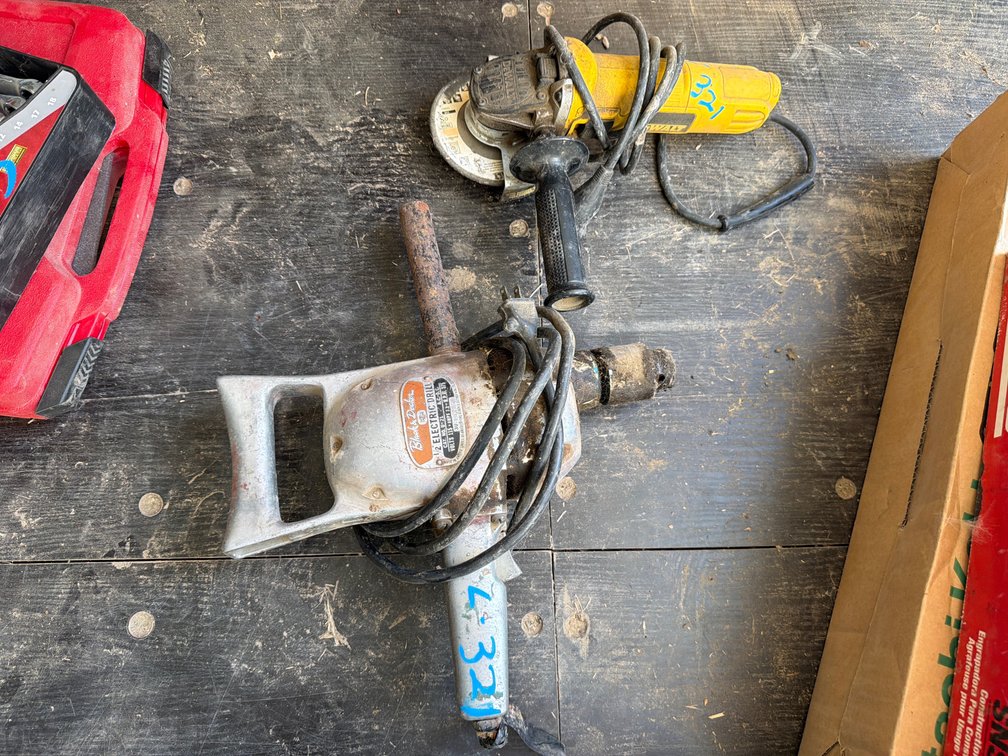 DeWalt 4" corded angle grinder, BD ½" corded drill
