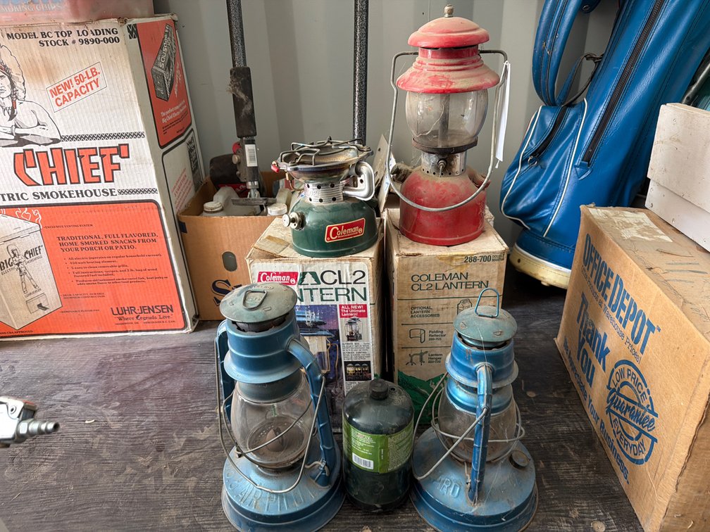 oil amd gas lanterns