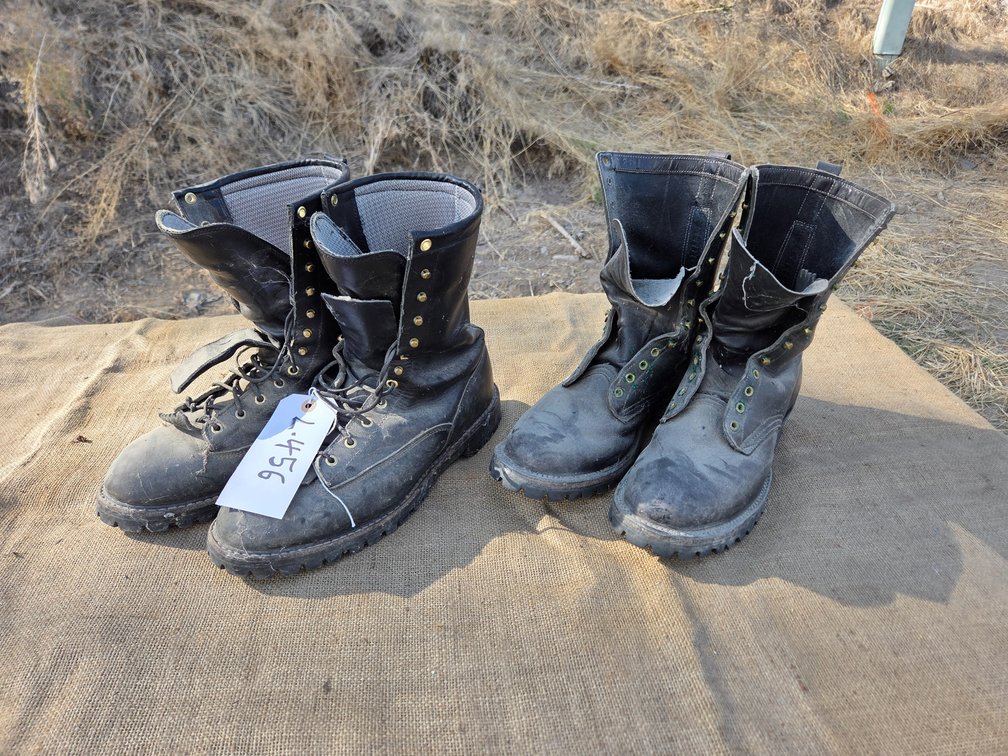 2- pair Hwthorne 12 boots