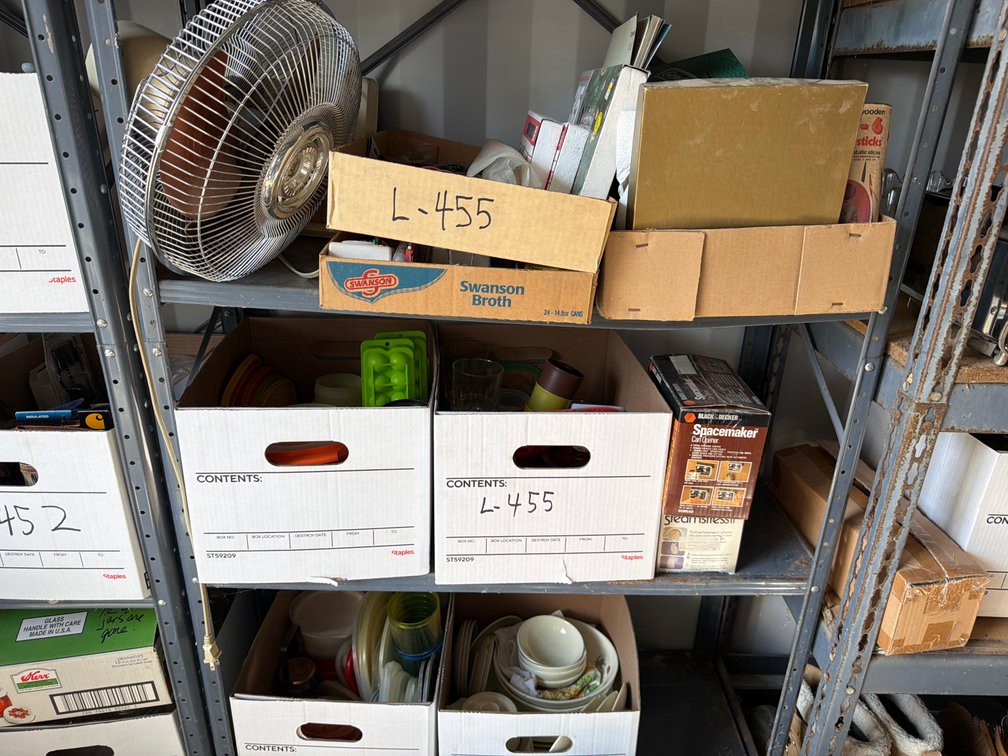 decorations, food storage, dishes