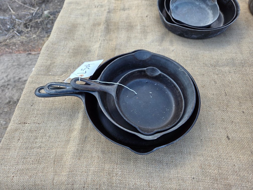 Griswold 8,6,3, cast iron skillets