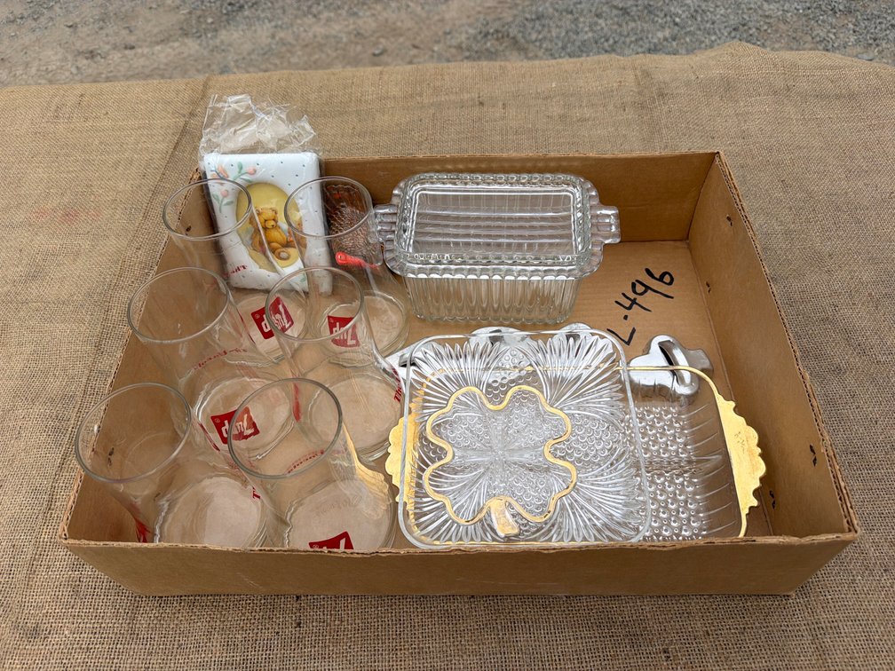 candy dishes, 7UP glasses