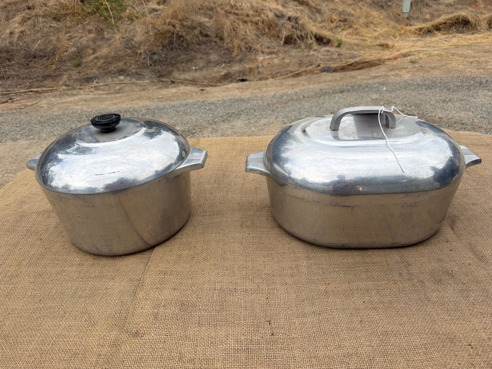 Wagoner Ware aluminum roaster pans