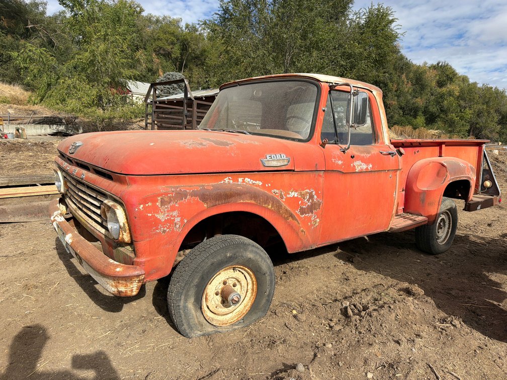 1963 Ford F100 4x4 pickup F11JR381975 - RUNNING CONDITION UNKNOWN