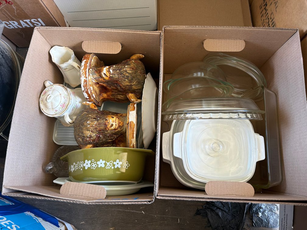Pyrex storage, casserole dishes