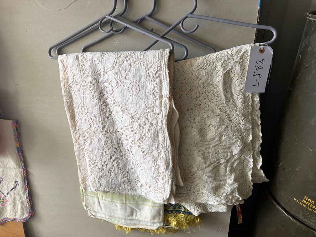 lace table covers, croche