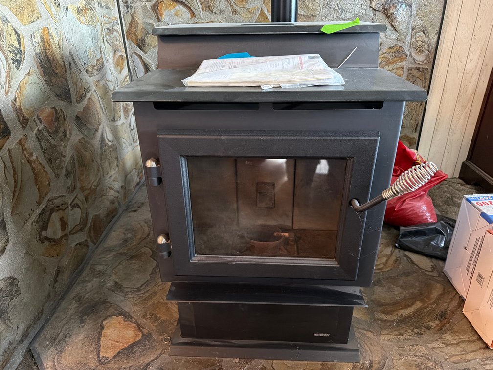 Heatalater pellet stove