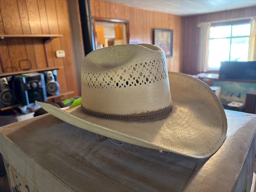 Larry Mahan straw hat