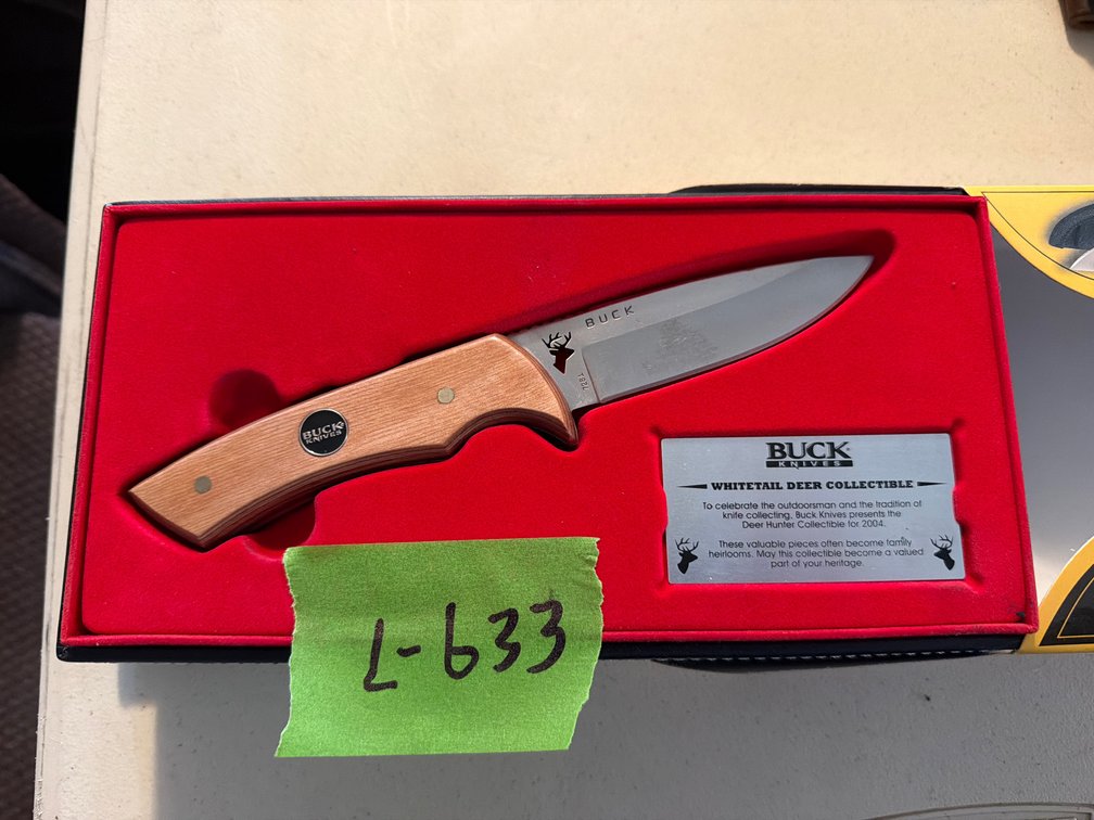 Buck Whitale commemorative skinning knife