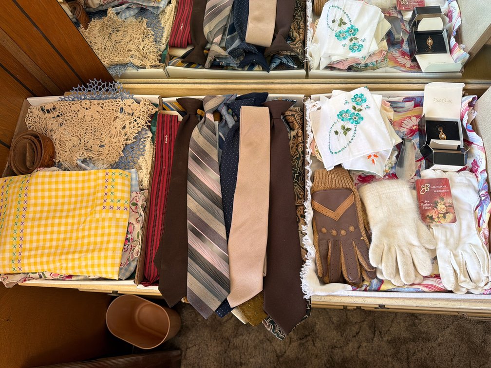 doilies, ties, ladies gloves
