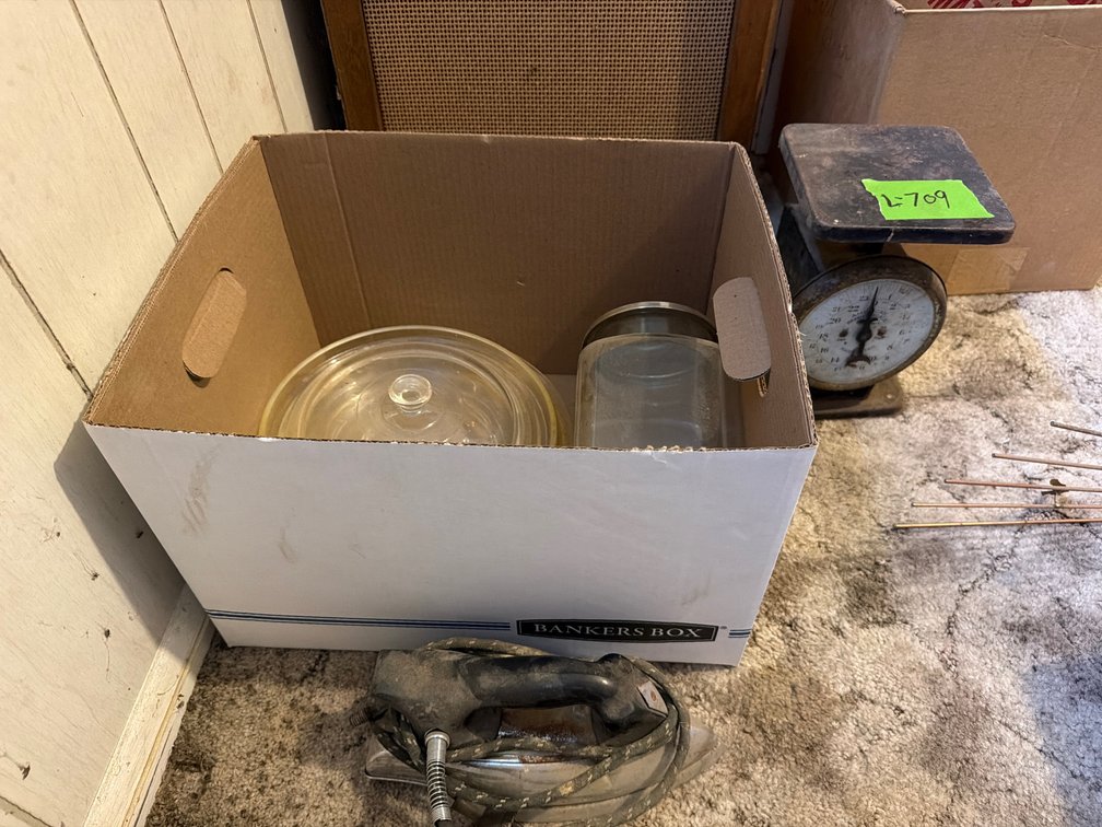 Grand Union family scale, iron, jar