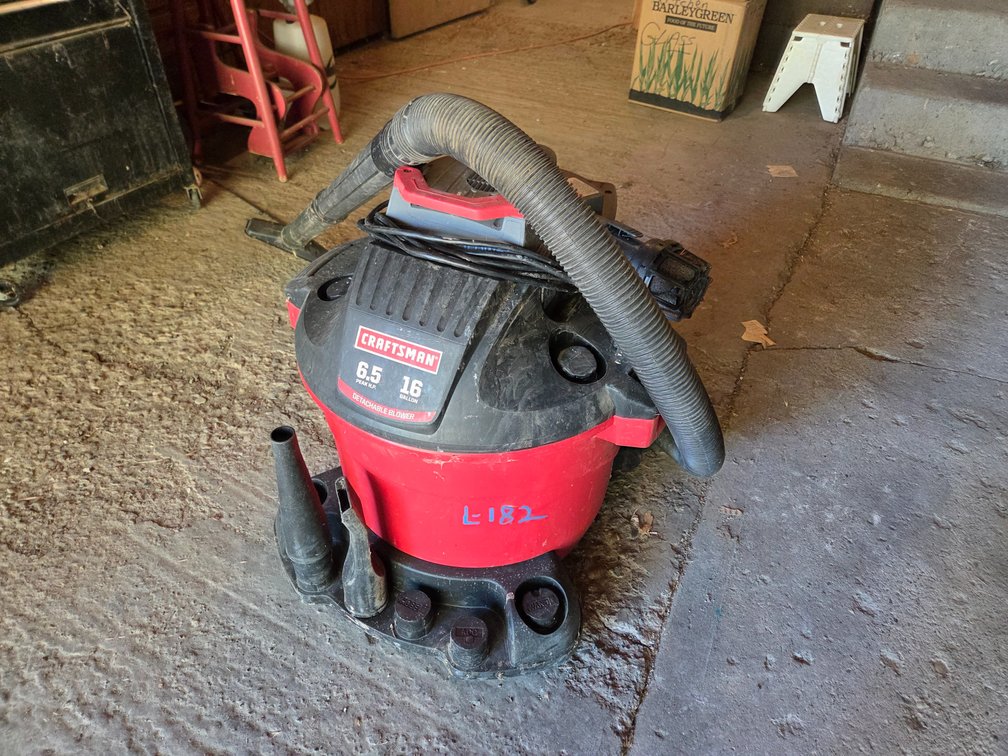 Craftsman 6.5 h.p. shop vac