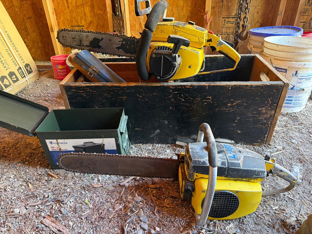 Mculloc chain saws