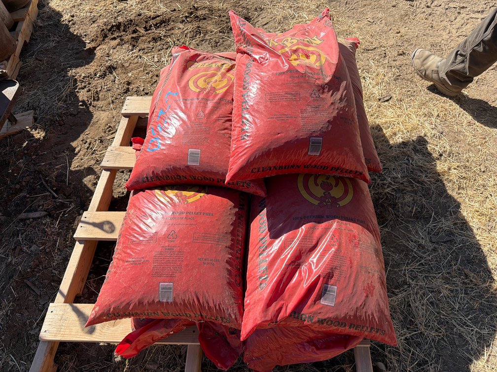 wood stove pellets