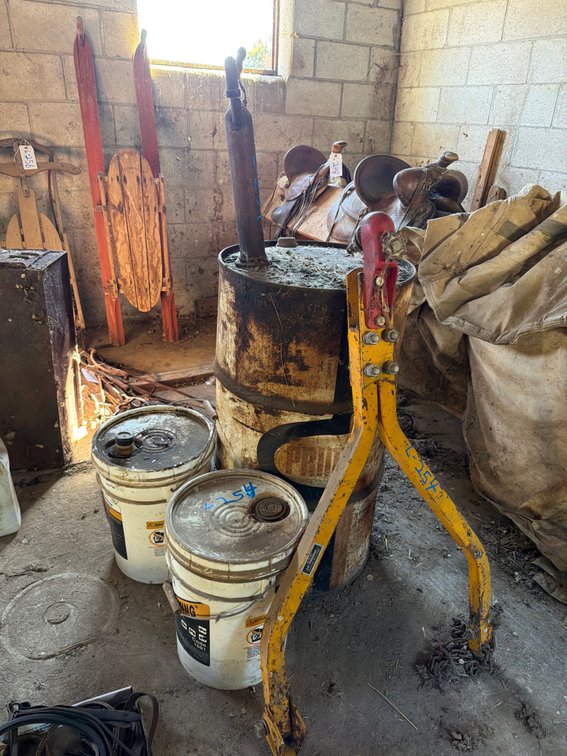 tow bar, penetrating oil, hyd. fluid