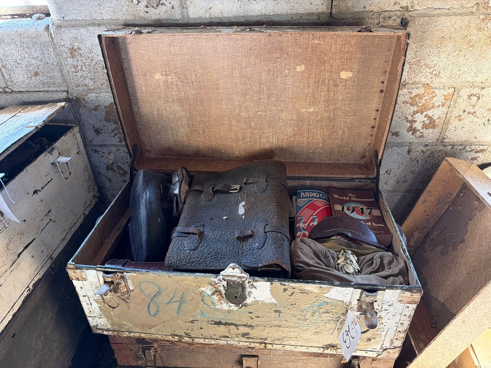 military trunk, w/Army Air Force, memorabilia