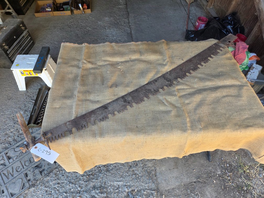 cross cut saw