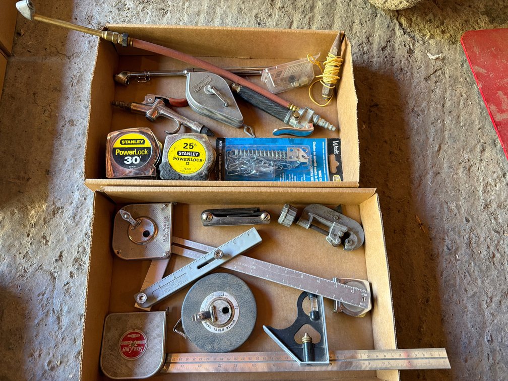 tape measures, air chucks
