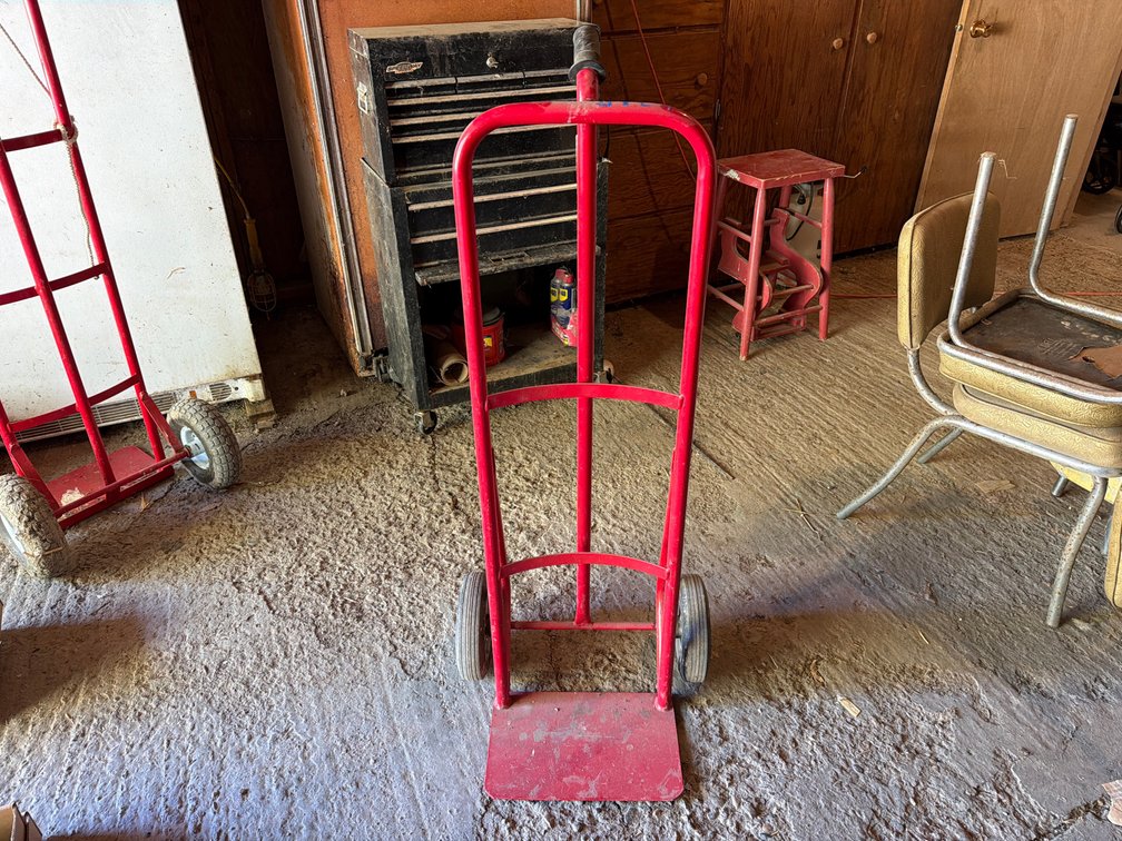 shop hand truck