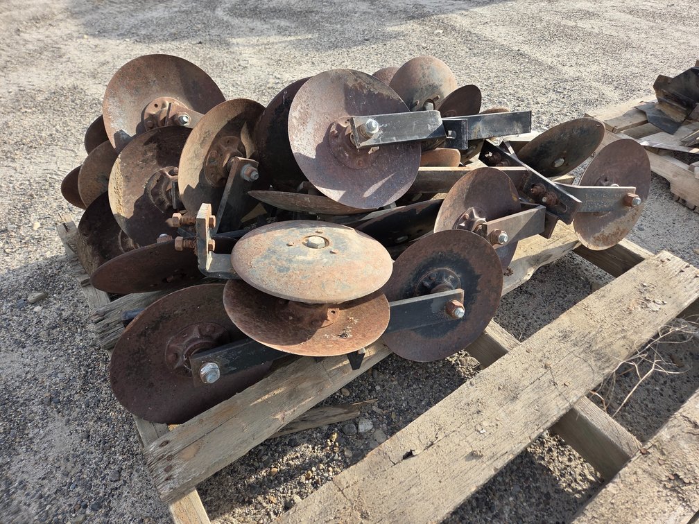 cutaway discs