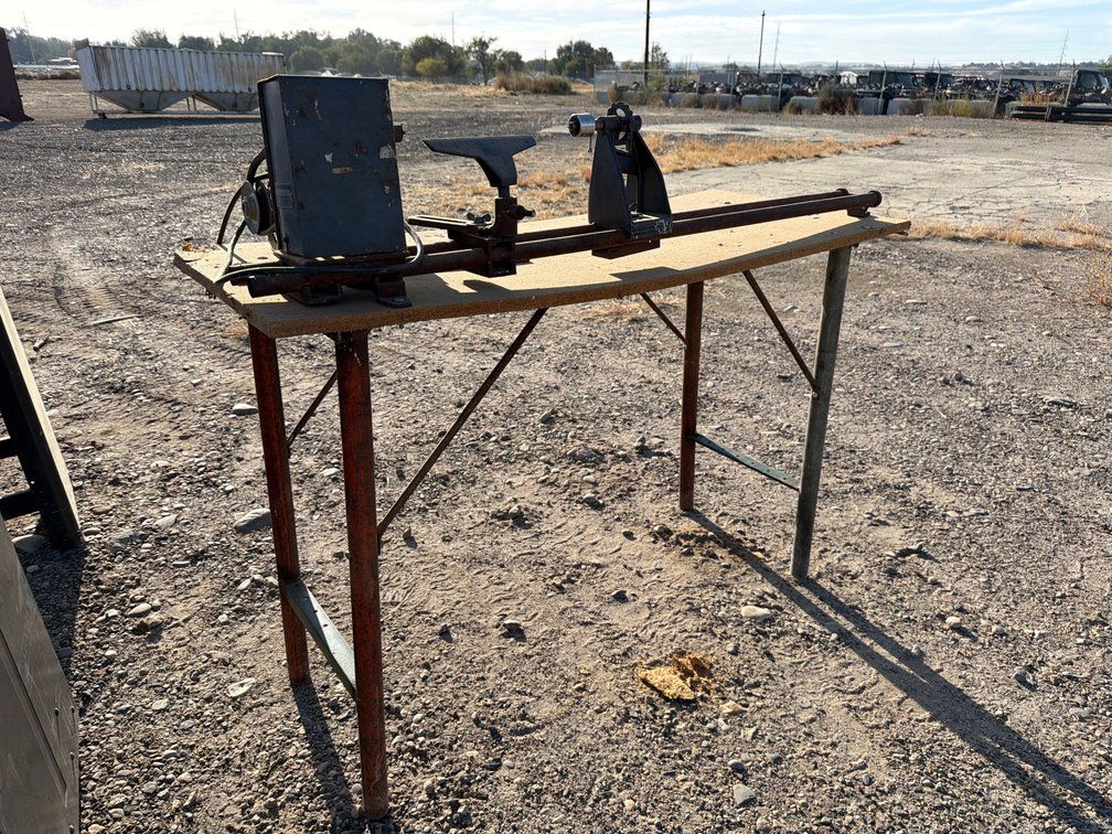 Wood lathe