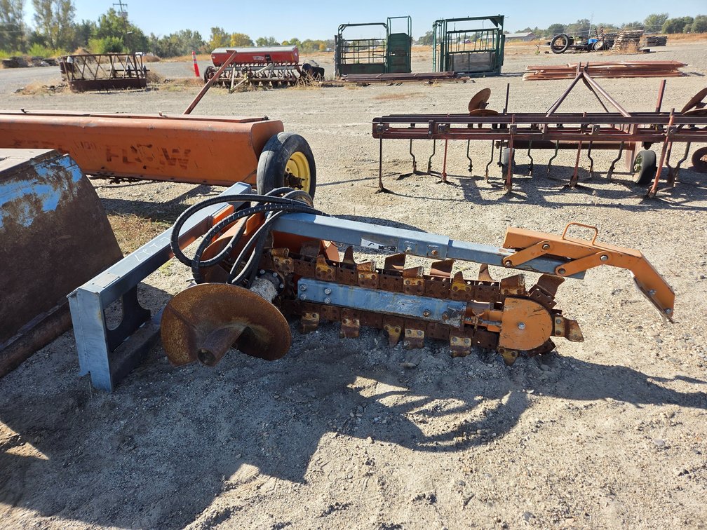 TMG-S 3 skidsteer mount hyd ditcher