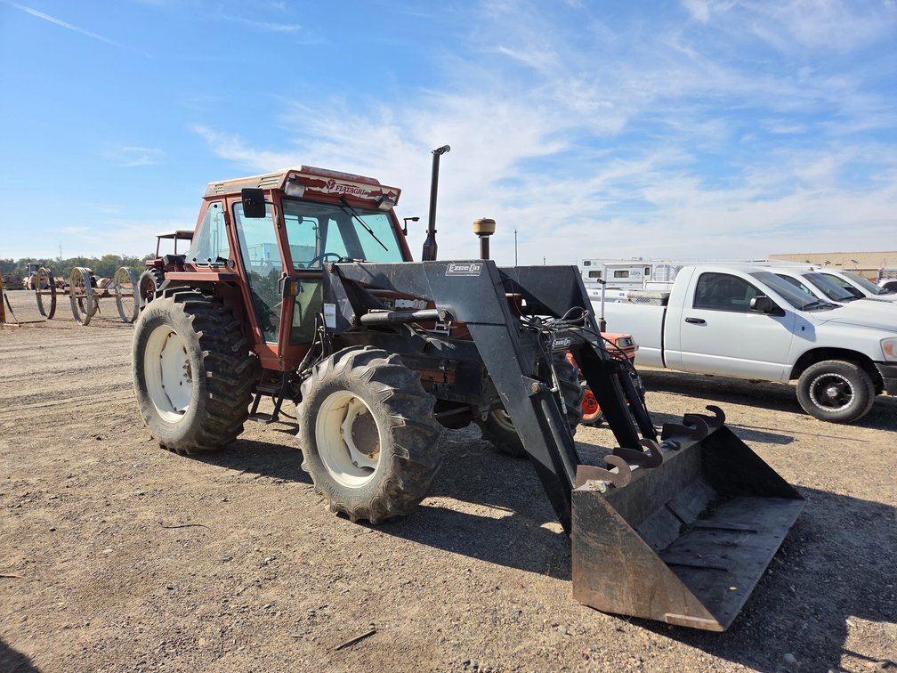 Fiat DT90 loader tractor